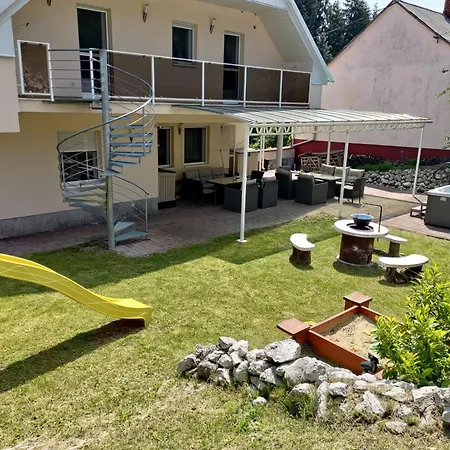 Brillwellness Guest house *